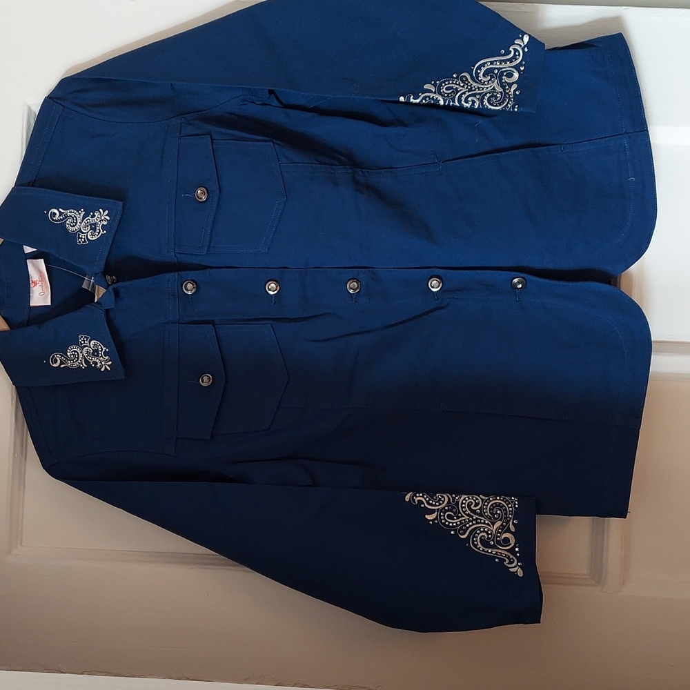 Quaker Factory blue embroidered shirt with glass blead buttons